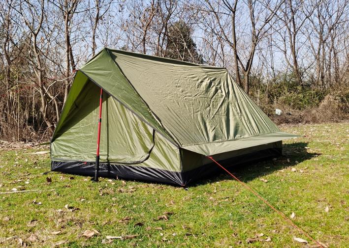 Camping tent